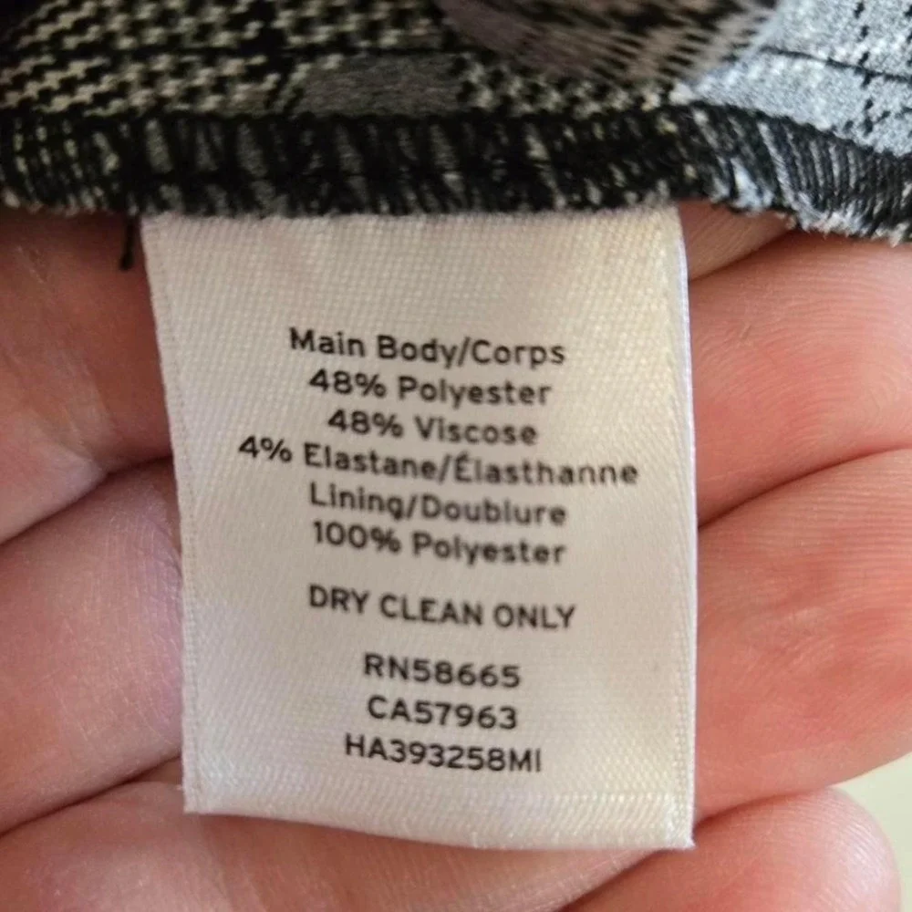 Halogen, black, white and grey plaid wrap blouse with tie waist.  Size XXL - Picture 4 of 5